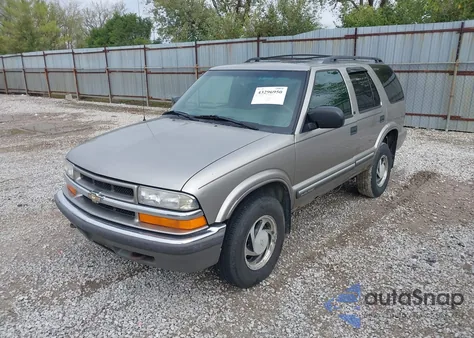 2001 Chevrolet Blazer Lt из США, поврежденный, VIN 1GNDT13W412227056